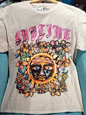 NWT SUBLIME REVIVAL WASHED GRAPHIC TEE, SAND, SIZE S/M